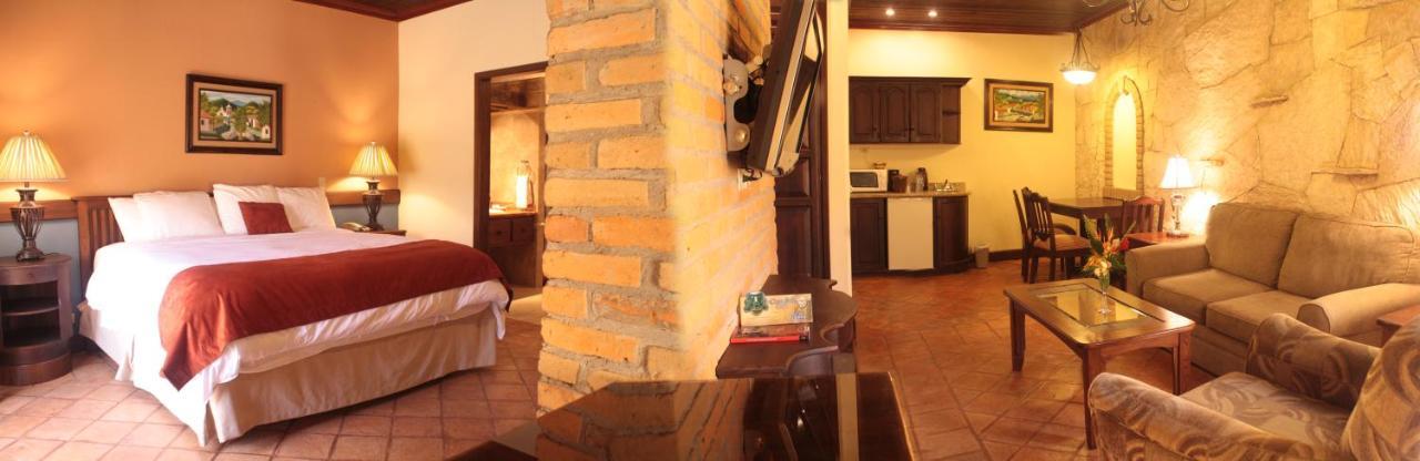 Hotel Marina Copán Extérieur photo