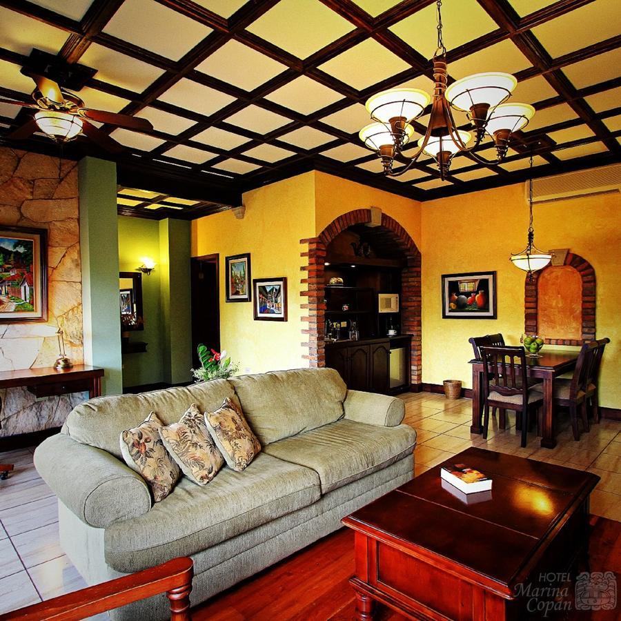 Hotel Marina Copán Extérieur photo
